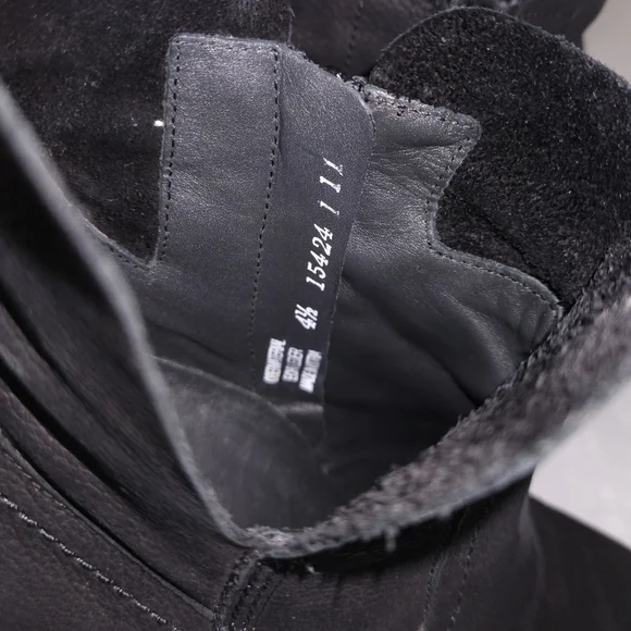 Paul Green Boston Bootie Black Nubuck Heeled Ankle Boots US 7 - Picture 9 of 11